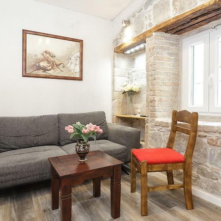 Stone Apartman Varos Split Exterior photo