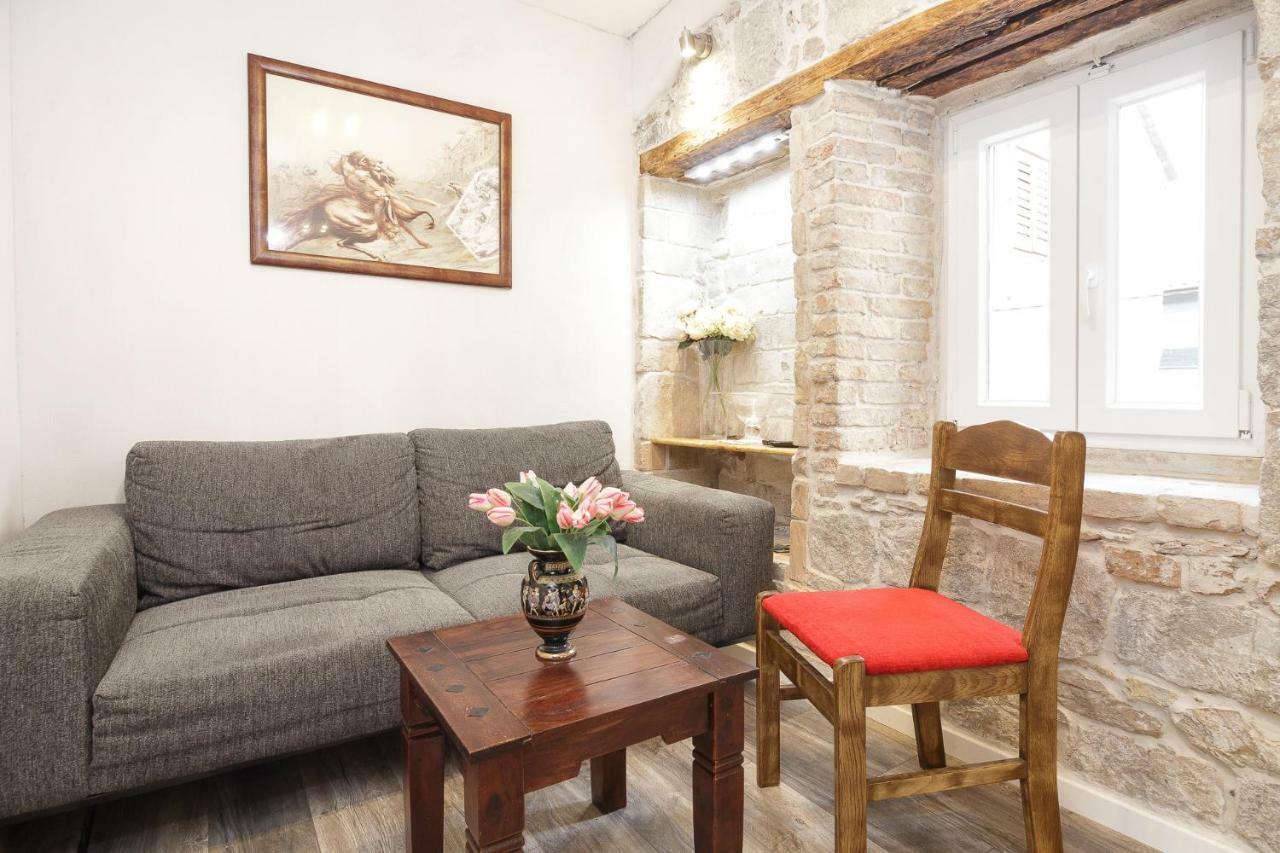 Stone Apartman Varos Split Exterior photo